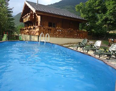 CHALET NEUF (2ANS) A 2 PAS DE LA STATION DE LA COLMIANE